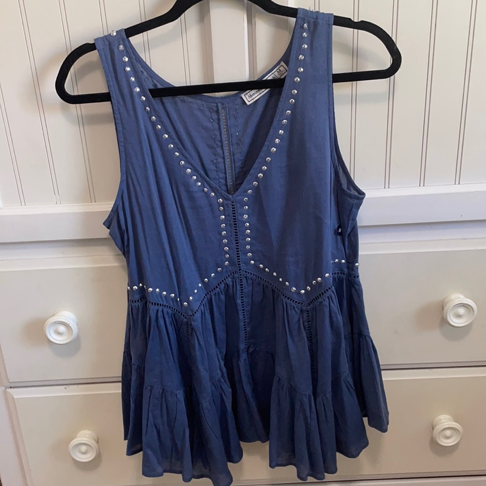 Abercrombie & Fitch top